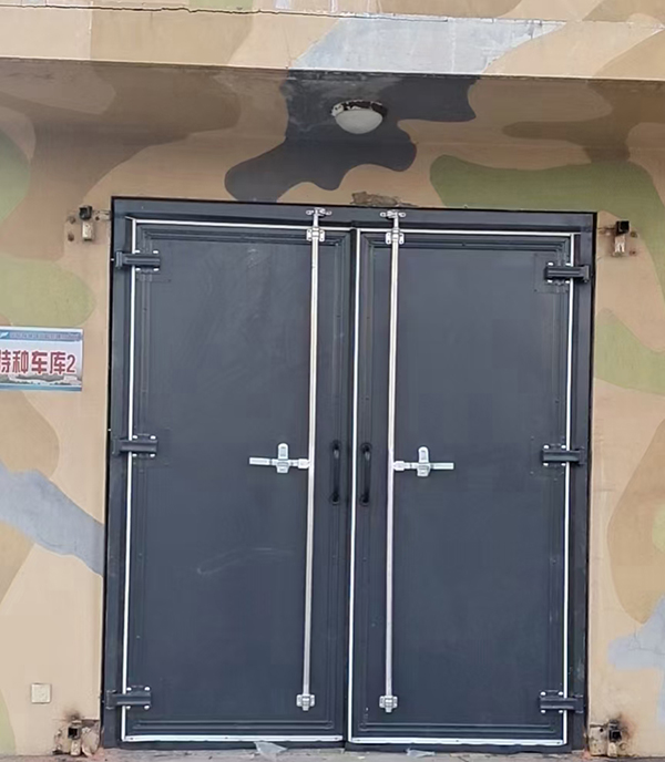 铁门关工业平开门