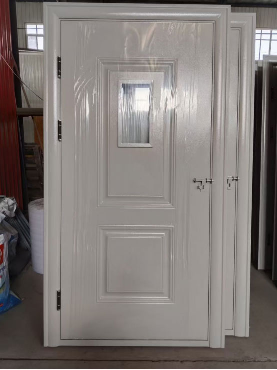 铁门关学校教室门