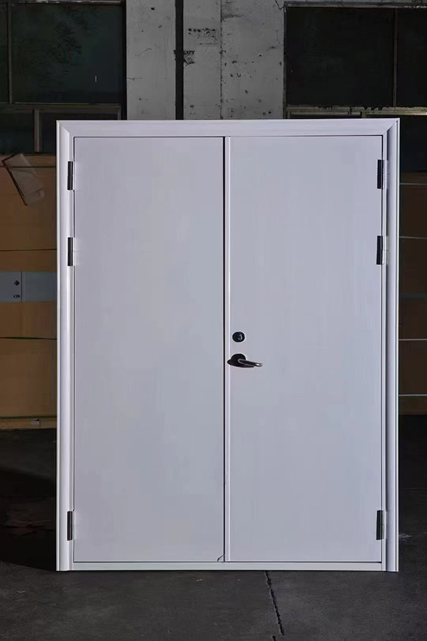 酒店项目完成公共区域铁门关防火门布设